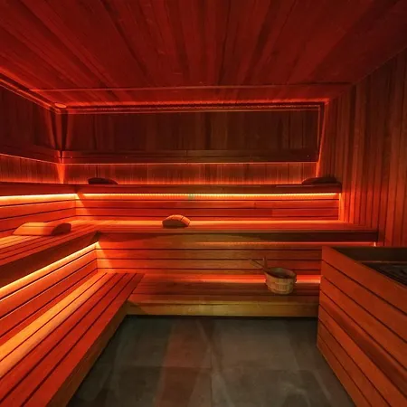 G Z Sauna, Sun & Snow شقة *